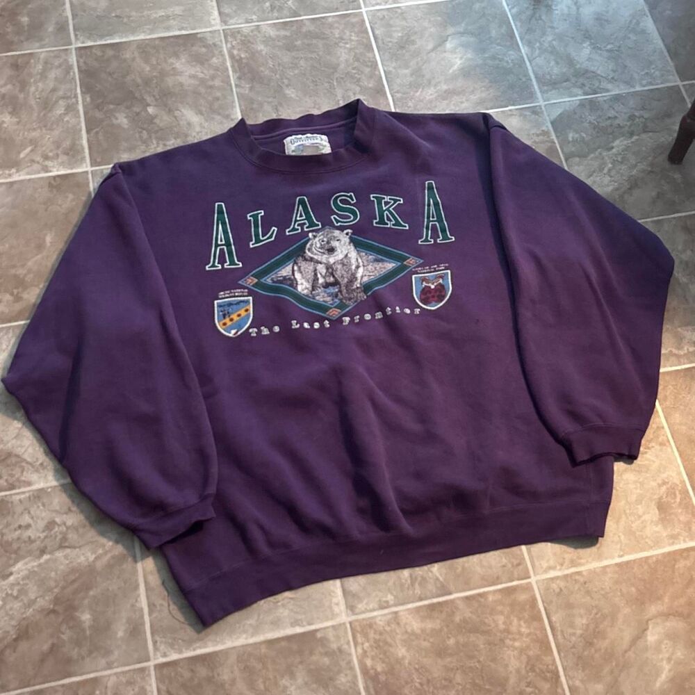 Vintage 1990s Baggy Nature Alaska Polar Bear Purple Crewneck, Size XXL